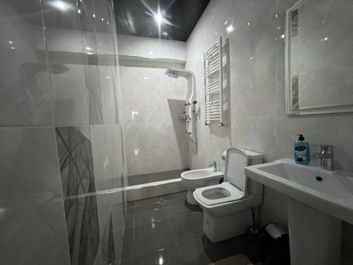 Cosy Apartment In The City Centre Тбилиси Екстериор снимка